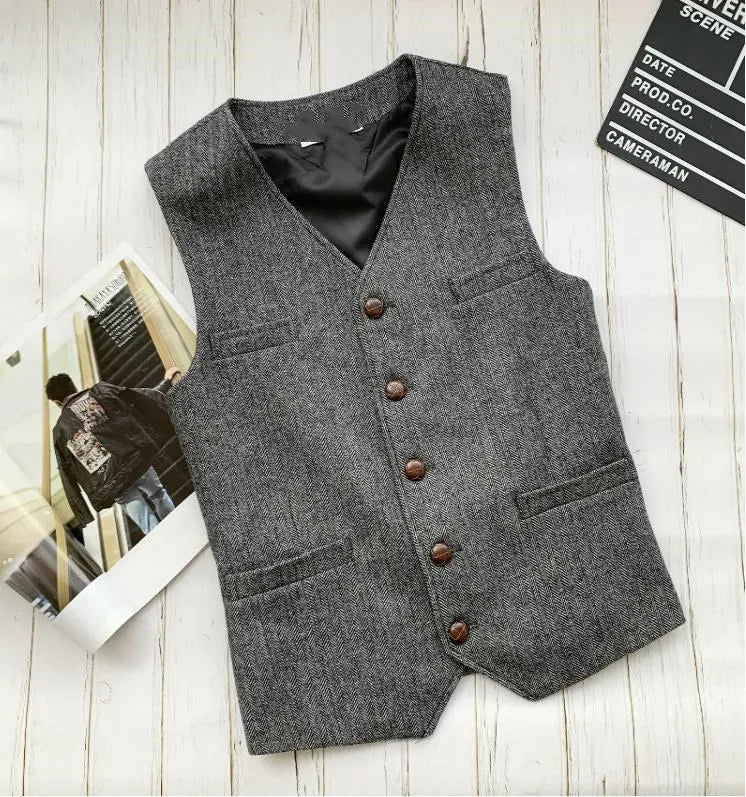 Lewis | Elegant Gilet for Men