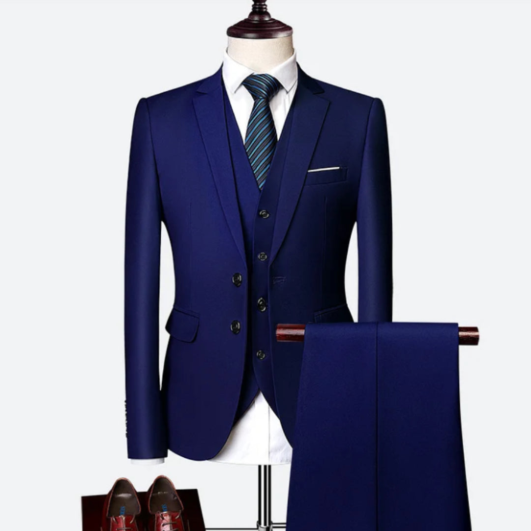 William | Elegant Suit