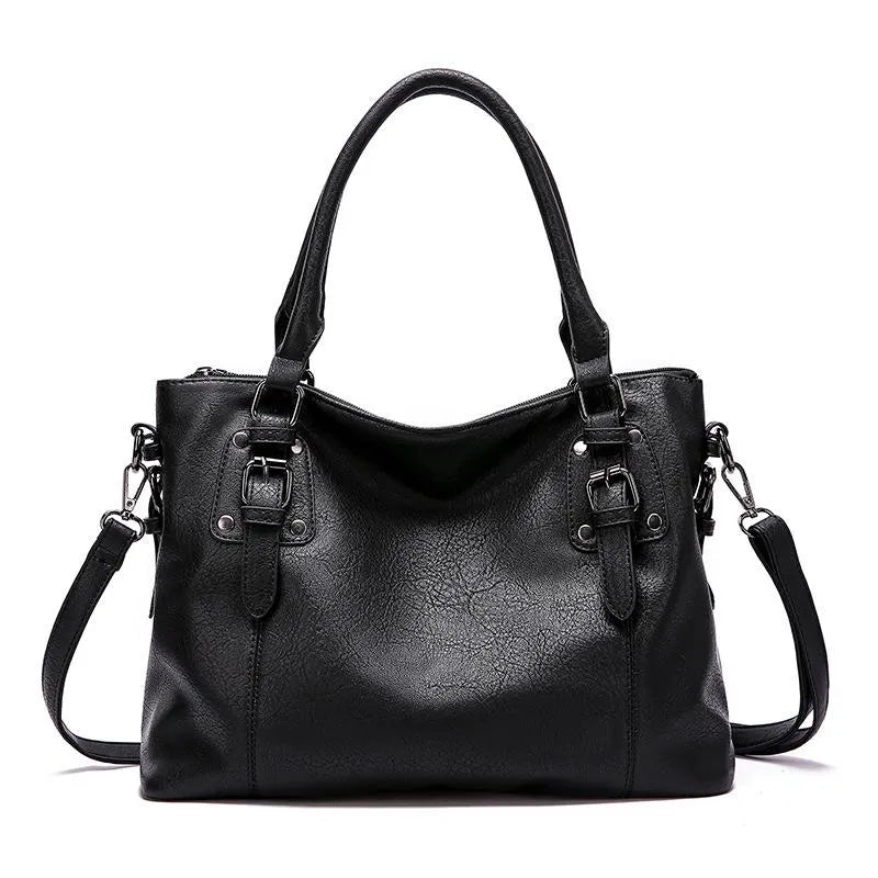 Chloe | Elegant leather shoulder bag